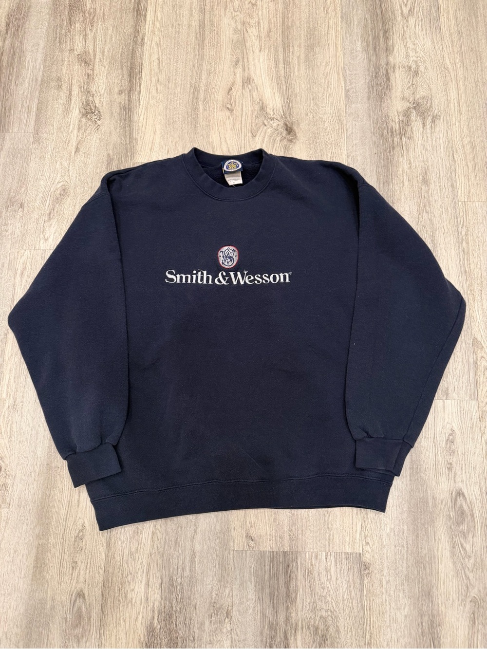 Vintage Smith & Wesson Embroidered Navy Crewneck Sweatshirt XL